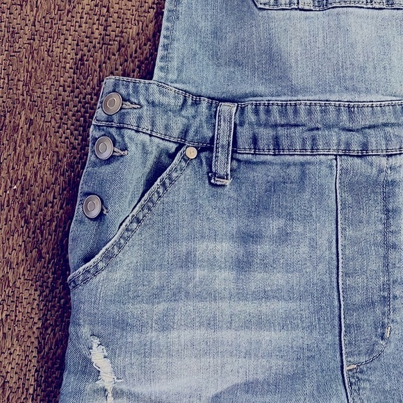 No Boundaries Jeans cut off overalls juniors size large 11-13 - Picture 3 of 8